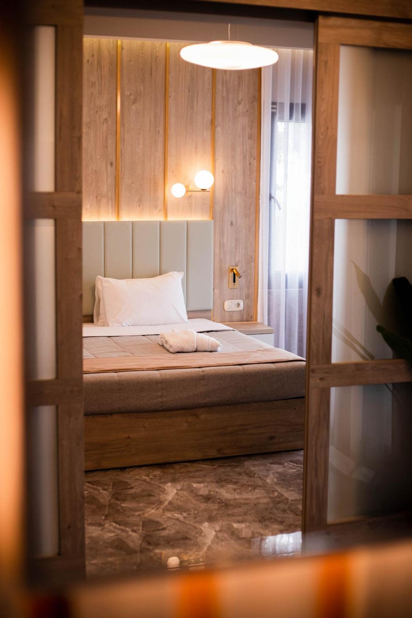 PalaiónTsiflíkion Tosca Beach Hotel מראה חיצוני תמונה