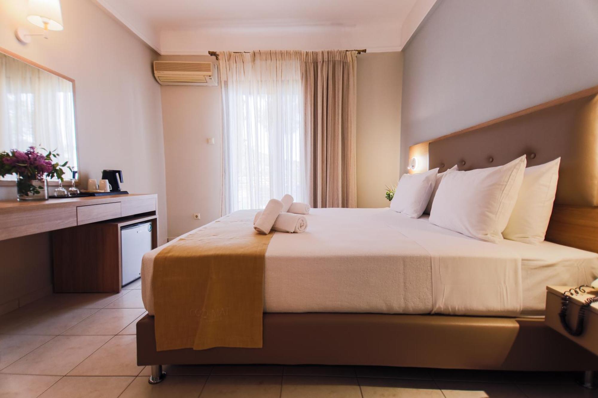 PalaiónTsiflíkion Tosca Beach Hotel מראה חיצוני תמונה